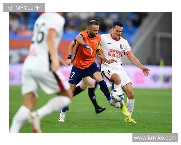 足球总评：回顾赛季精彩瞬间与未来发展趋势的深度分析