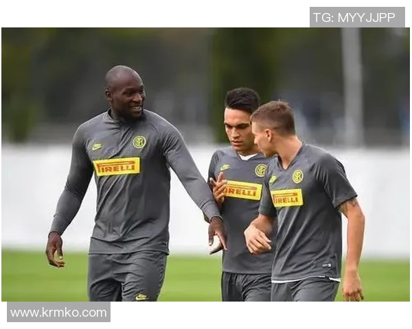 足球方立：探索足球文化与战术的深度交融与发展之路